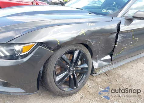 2016 Ford Mustang Ecoboost z USA, uszkodzony, nr VIN 1FA6P8TH8G5325813